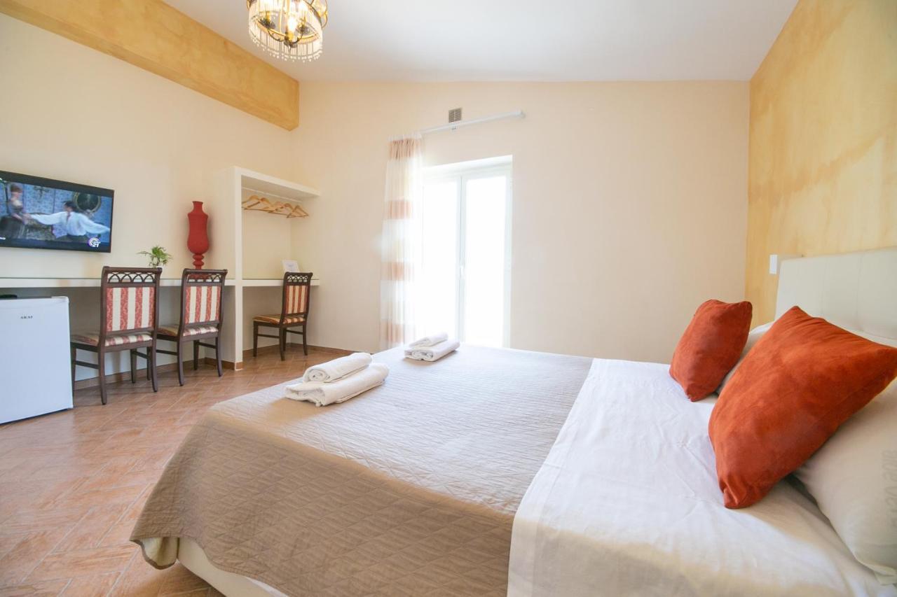 Perla Stabia Bed & Breakfast กาสเตลลัมมาเร ดิ สตาเบีย ภายนอก รูปภาพ