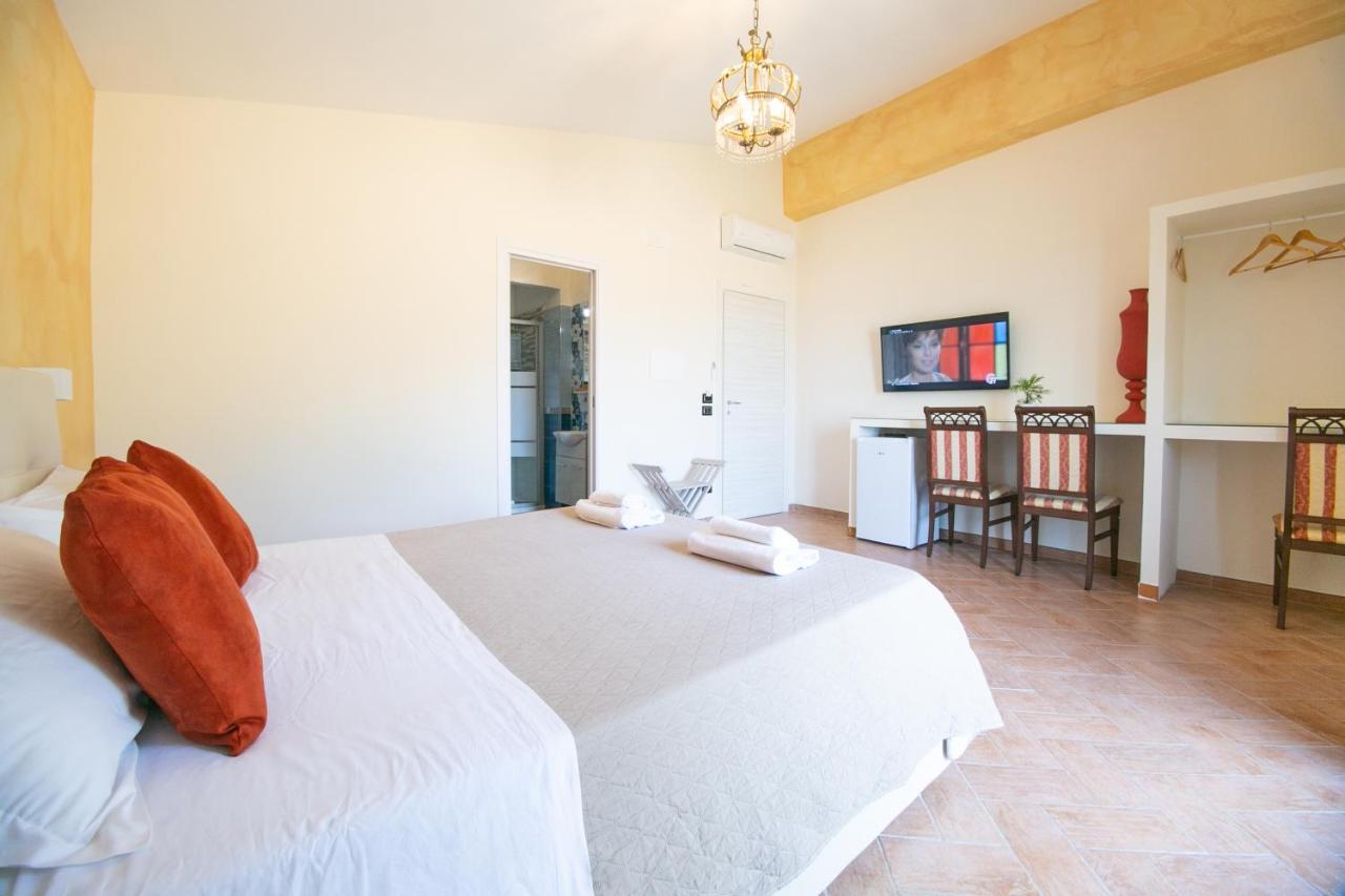 Perla Stabia Bed & Breakfast กาสเตลลัมมาเร ดิ สตาเบีย ภายนอก รูปภาพ